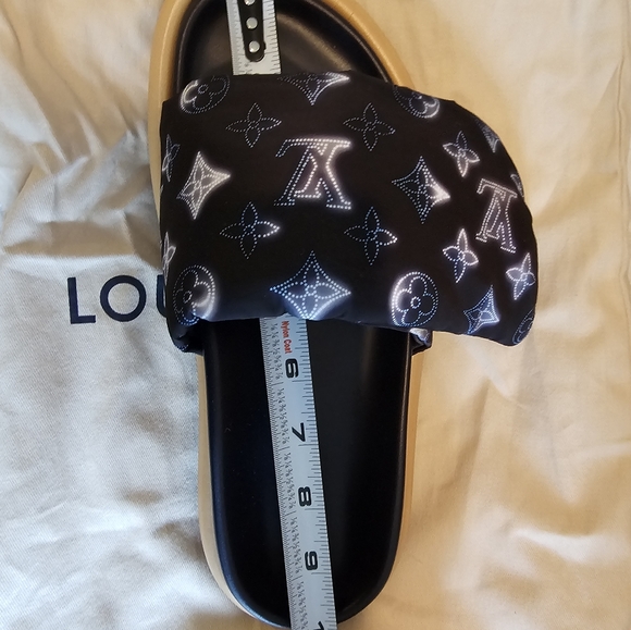Louis Vuitton By the Pool Sandal Monogram Black Blue Rubber Outsole 39=9US Mule - Picture 16 of 17